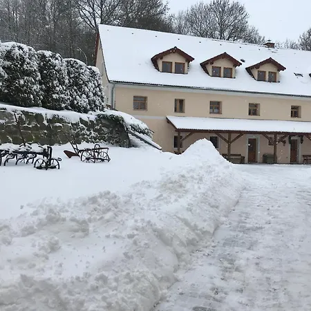 Krusne Hory Erzgebirge Wellness Dvur Stran Apartment