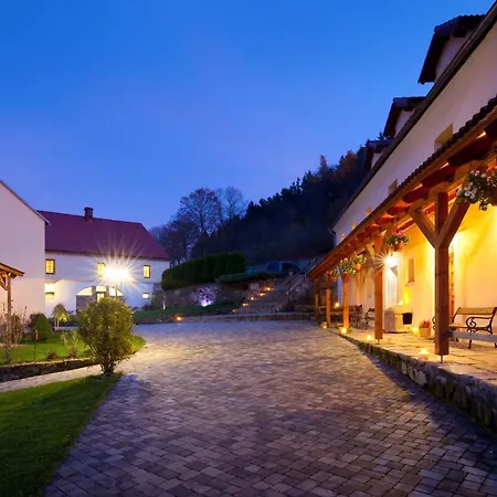 Krusne Hory Erzgebirge Wellness Dvur Stran Appartement Karlsbad