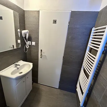 Krusne Hory Erzgebirge Wellness Dvur Stran